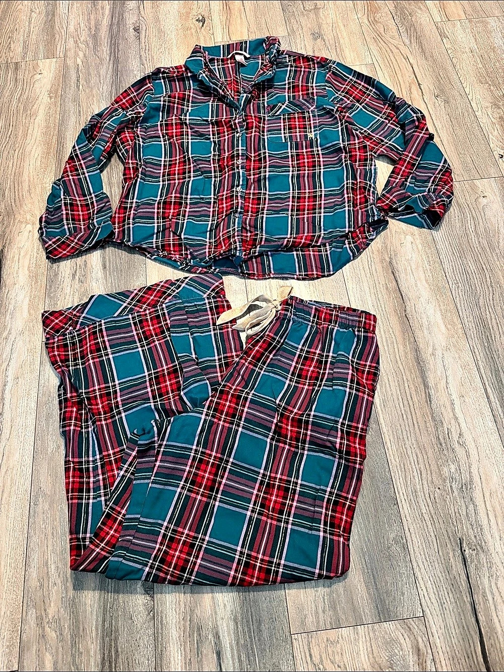Victoria's Secret Flannel Plaid Pajama Set Green & Red Large